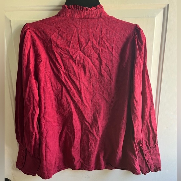 Scarlet Darkness High Neck Peasant Top - Picture 6 of 6